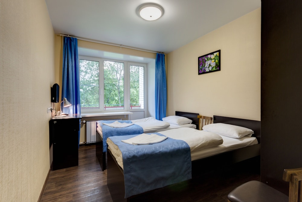 Burevestnik Resort hotel — hotel in Repino