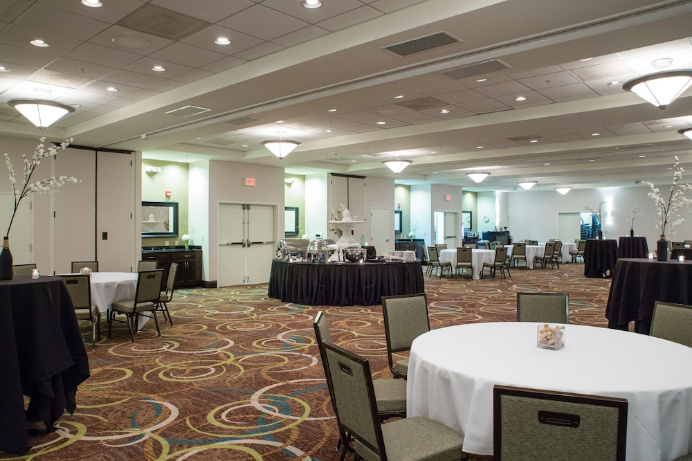 Holiday Inn Bloomington Airport by IHG - photo 66