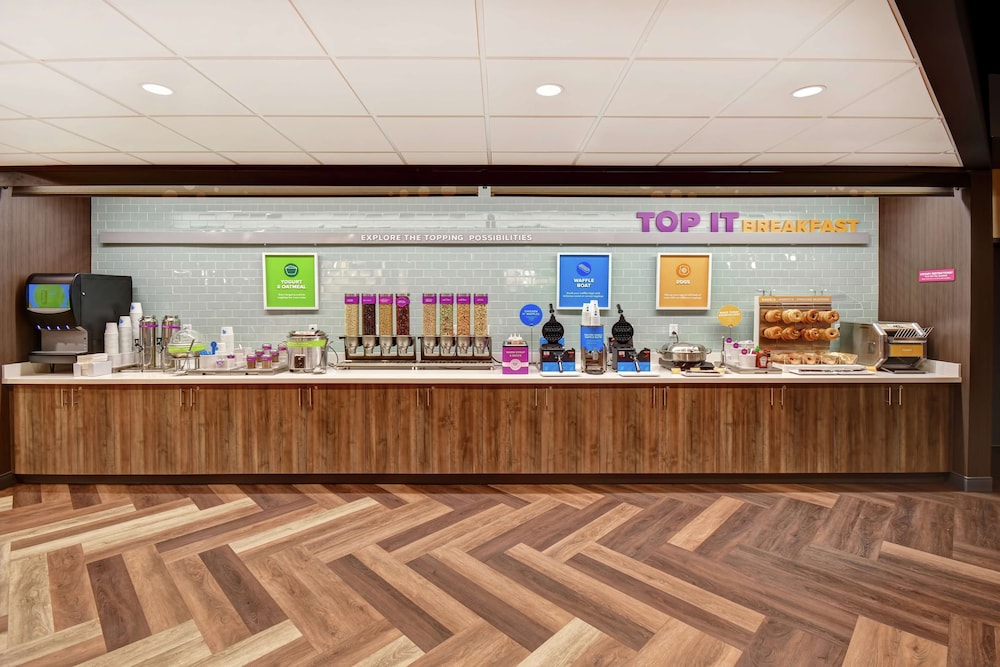 Tru By Hilton Syracuse Camillus - photo 27