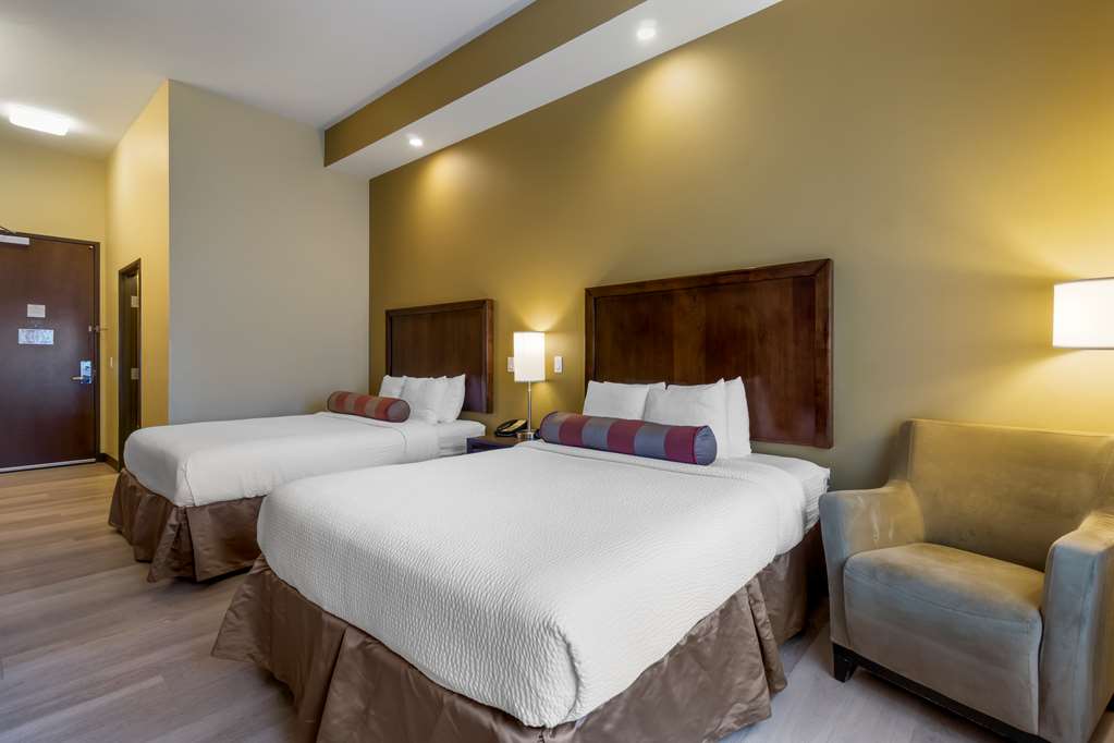 Best Western Plus Lacey Inn & Suites - photo 10