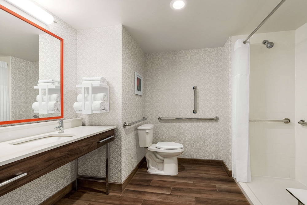 Hampton Inn & Suites Olean - photo 50