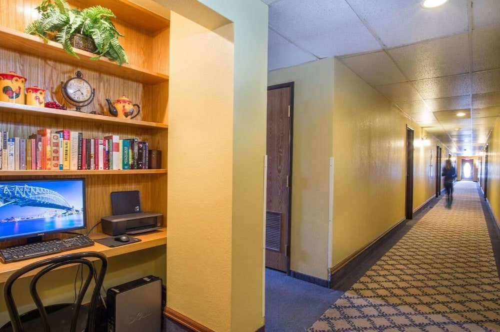 Old Town Inn - photo 40