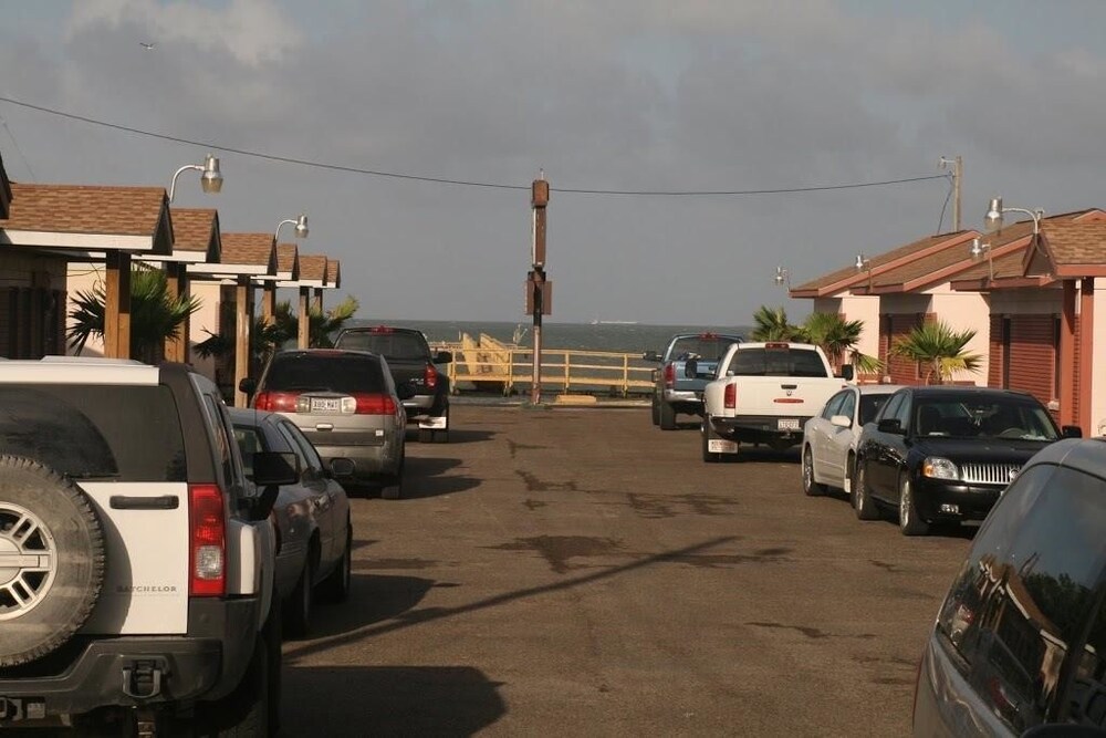 Bayfront Cottages - photo 9