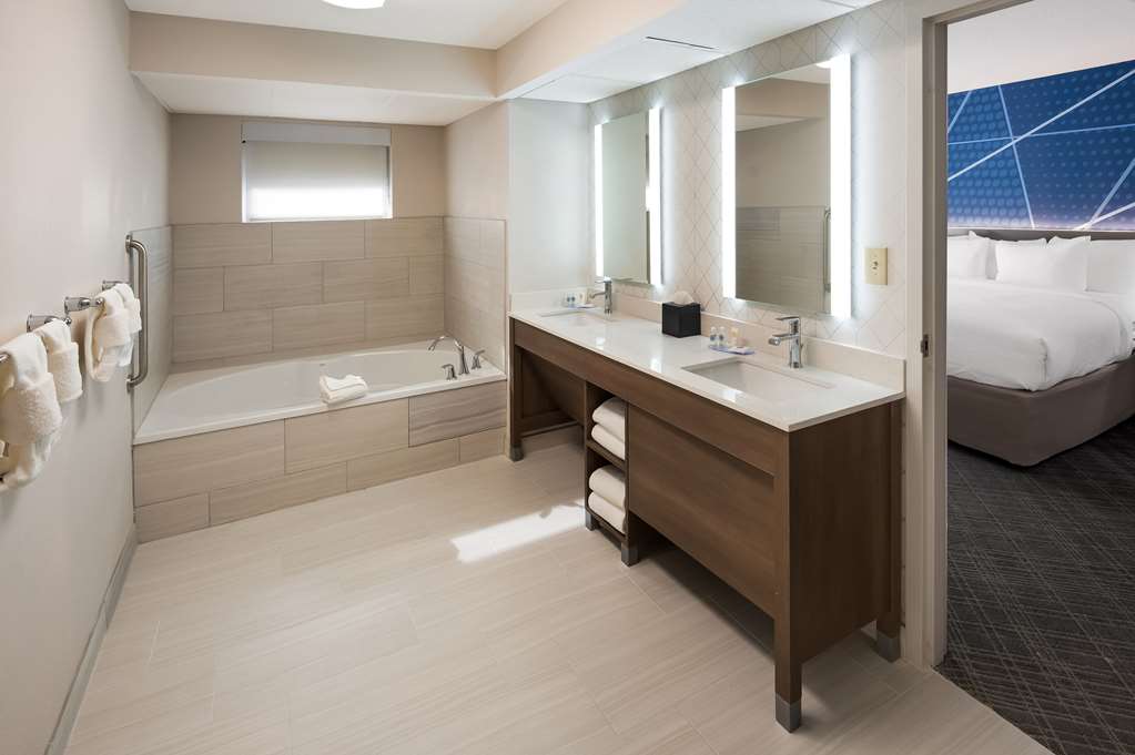 Comfort Inn & Suites Fishers Indianapolis - photo 38