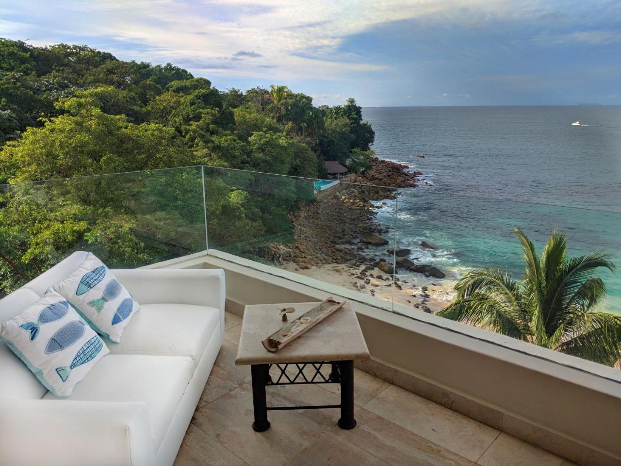 Private Beach Front with a Spectacular View — 4-Star Luxury Hotel in Puerto Vallarta, Mexico