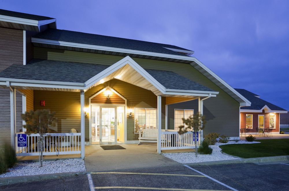Paynesville Inn And Suites - photo 34