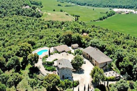 Podere La Castellina — hotel in Sovicille