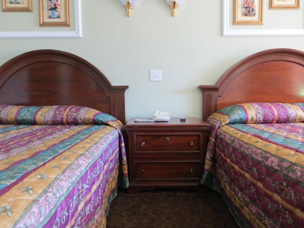Azusa Inn Motel - photo 18