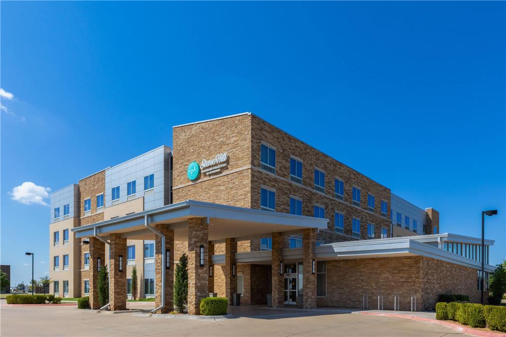 Stone Hill Norman Trademark Collection by Wyndham - carbon neutral hotel in Norman