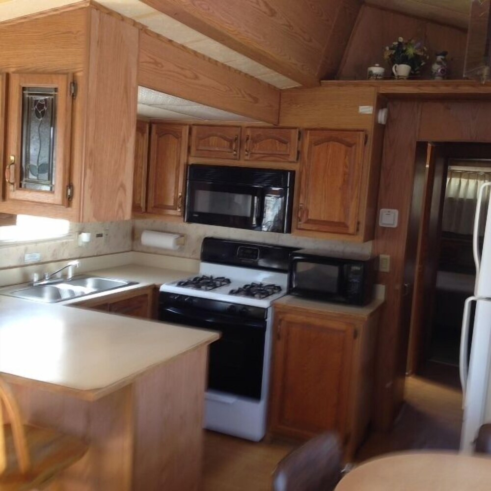 Wilderness Lakes RV Resort - photo 7