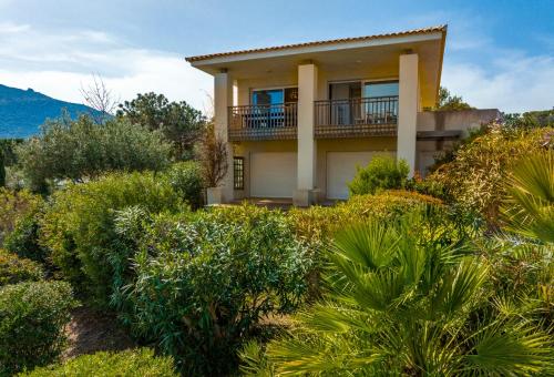 A 3 Pas de la Plage de Sant’ambroggio in Lumio, France