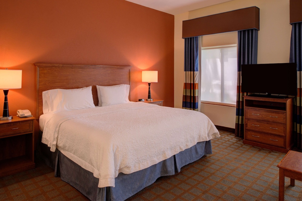 Hampton Inn & Suites Ontario - photo 16