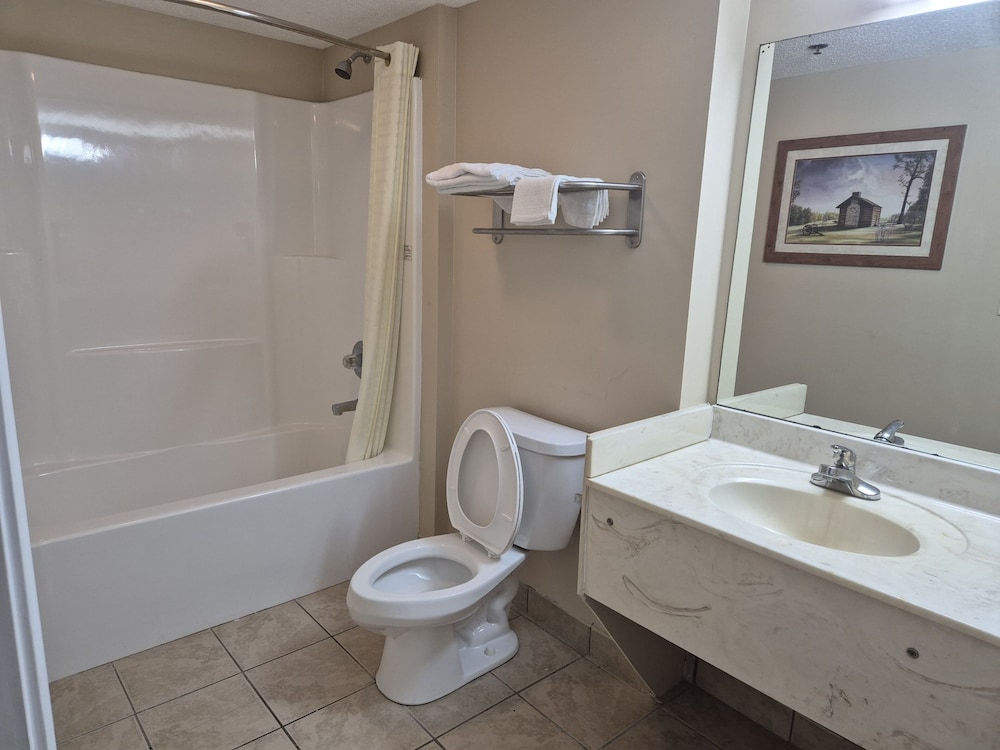 General Bragg Inn & Suites Chickamauga - photo 25
