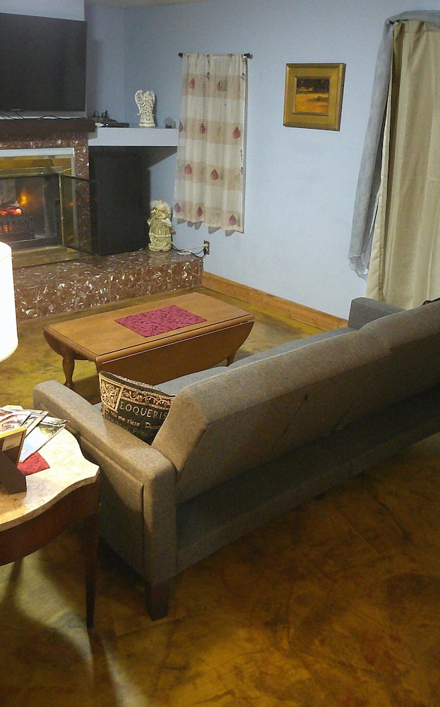 Lil Black Bear Inn - photo 67