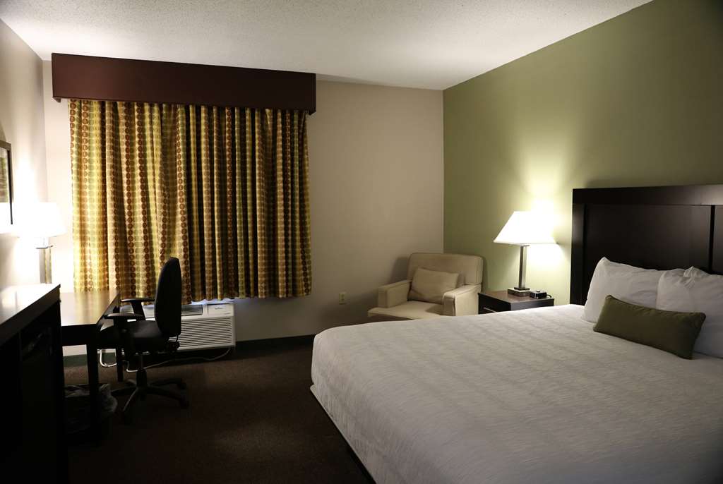 Baymont by Wyndham Rockford - photo 11