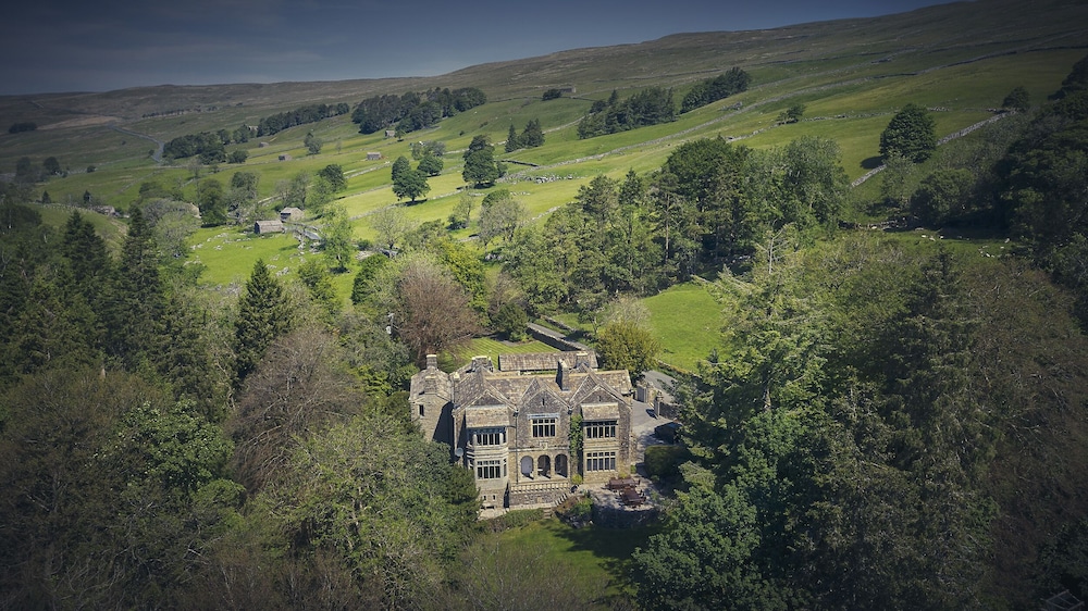 Oughtershaw Hall — hotel in Skipton