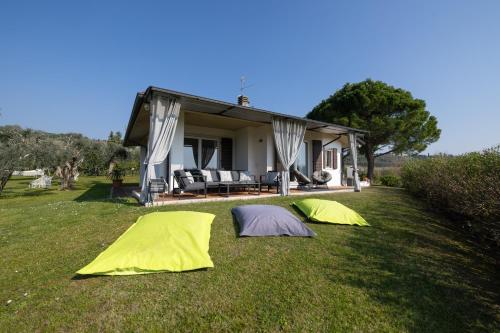 Magic Villa Bardolino — 4-Star Luxury Hotel in Bardolino, Italy