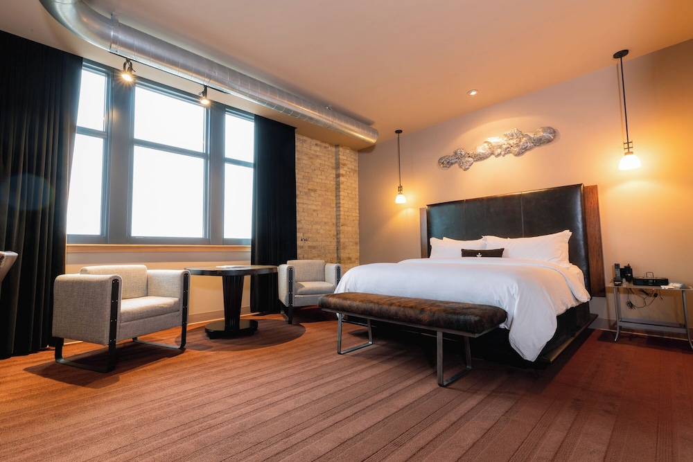 The Iron Horse Hotel - photo 39
