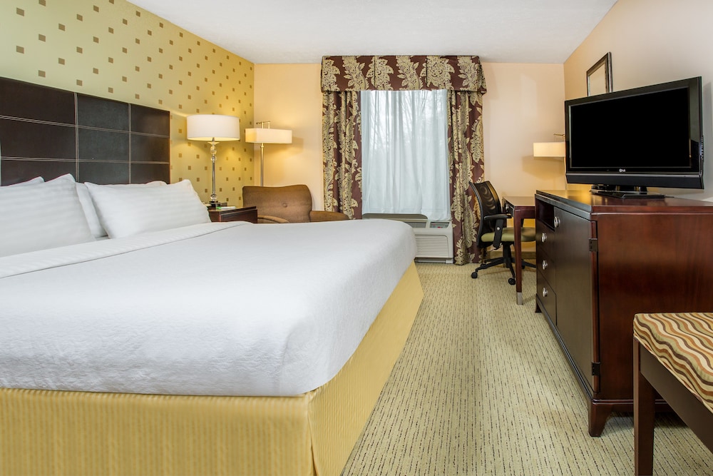 Holiday Inn Bloomington University Area by IHG - photo 13