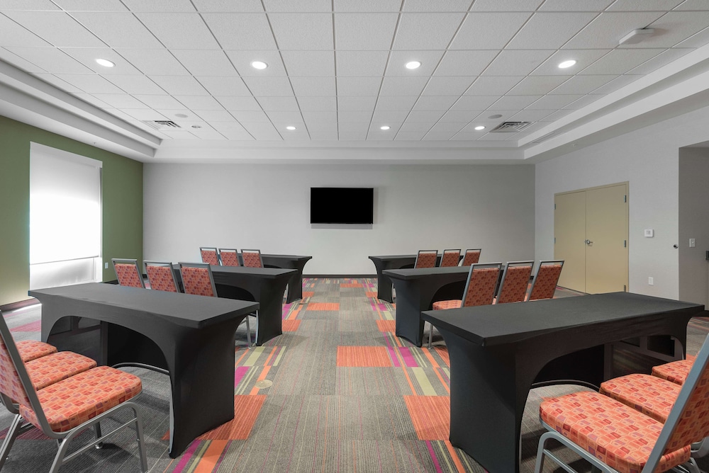 Home2 Suites by Hilton Ft. Lauderdale Airport Cruise Port - photo 30