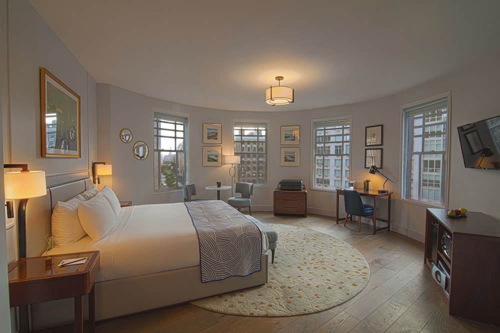 Hotel Belleclaire - photo 50