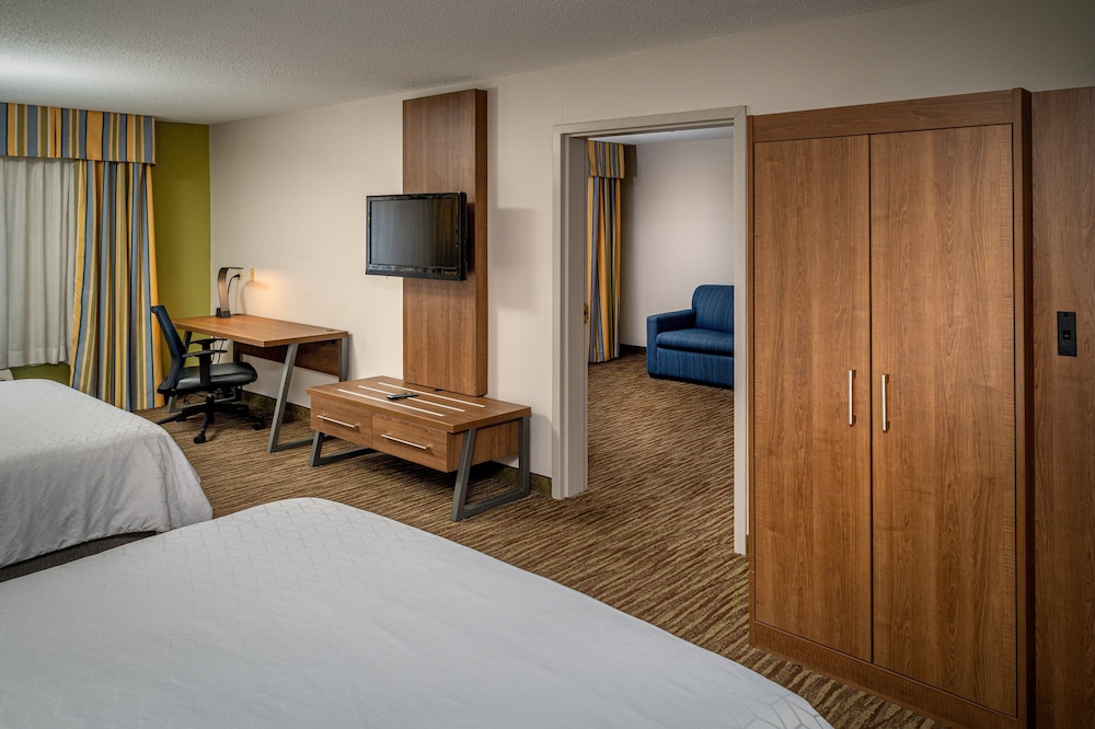 Holiday Inn Express Hotel & Suites Pikeville by IHG - photo 13