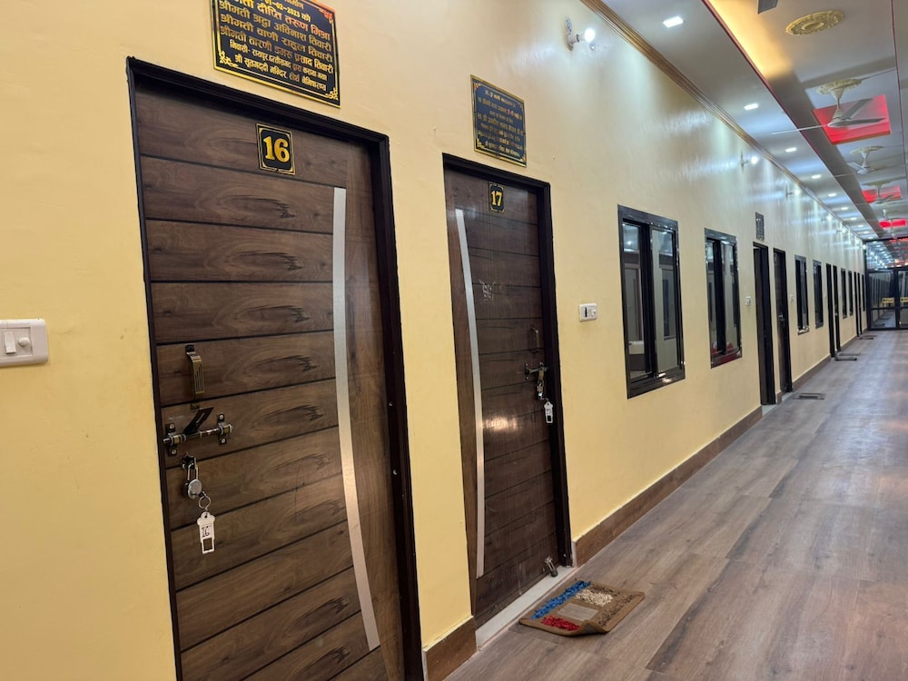 Hotel in Naimisharanya — Misrikh — photo 3