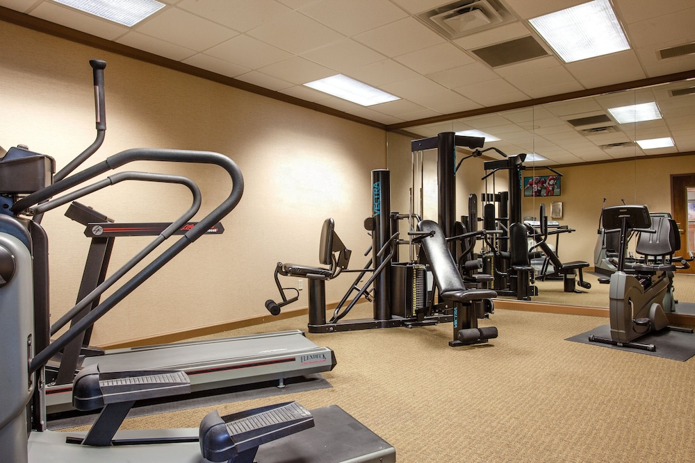 Red Roof Inn & Suites DeKalb - photo 29