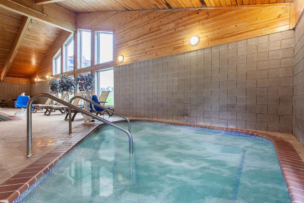AmericInn by Wyndham Northfield - photo 11