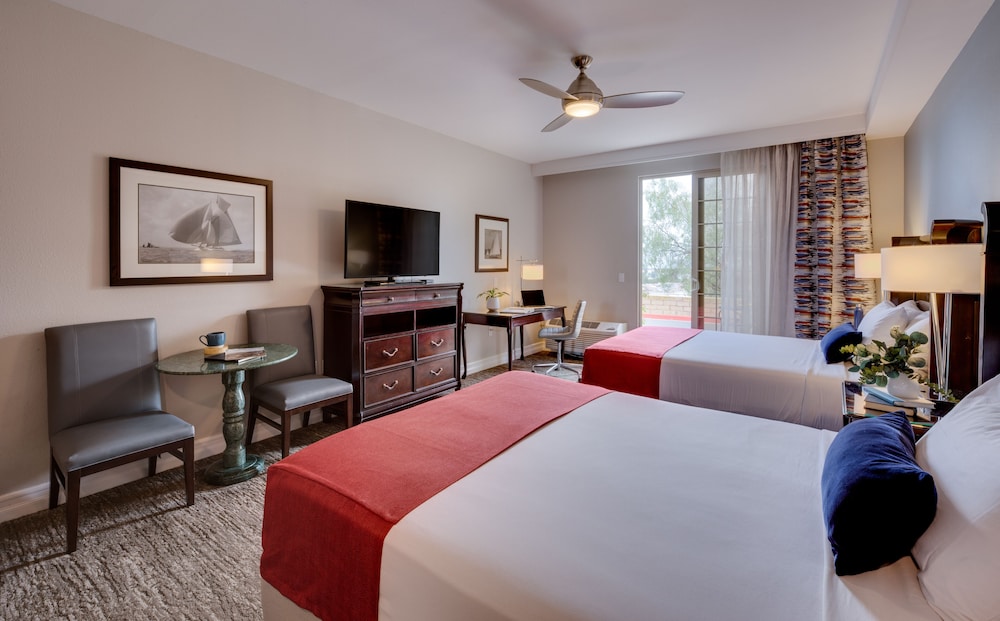 Ayres Suites Mission Viejo Lake Forest - photo 14