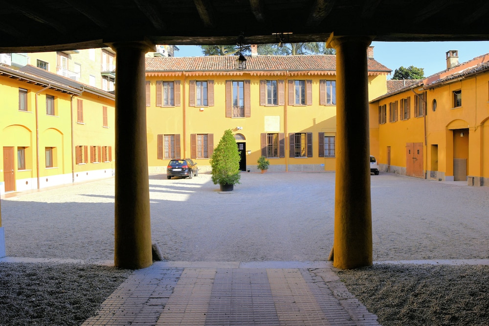 Corte Certosina — hotel in Trezzano Sul Naviglio