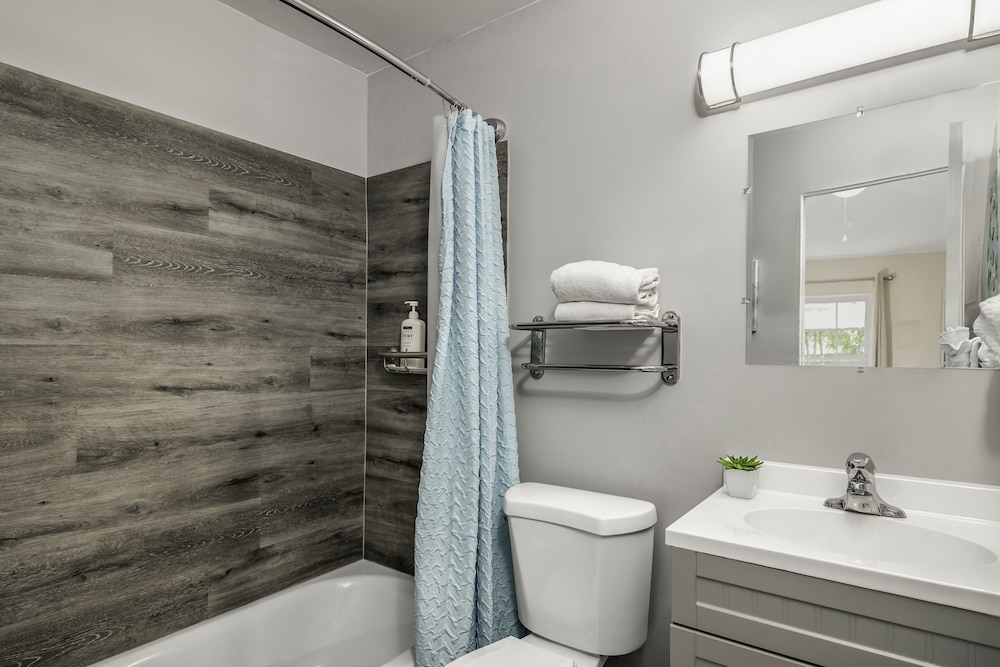 Latitude 26 Waterfront Boutique Resort Fort Myers Beach - photo 51