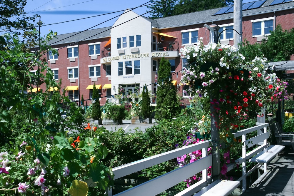 Camden Riverhouse Hotel - photo 82