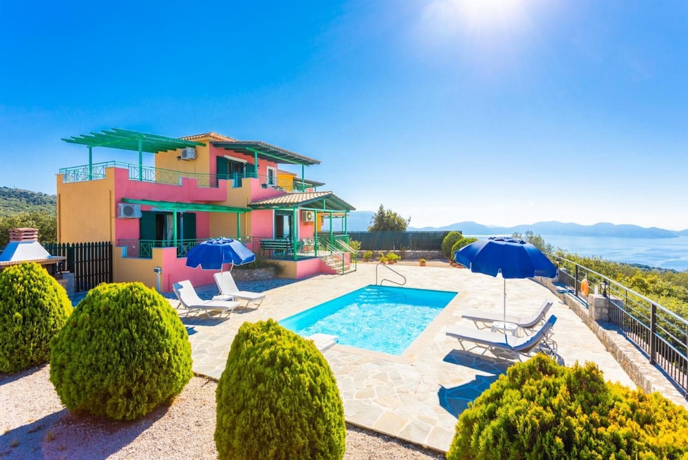 Villa Valio — 4-Star Luxury Hotel in Kefalonia, Greece