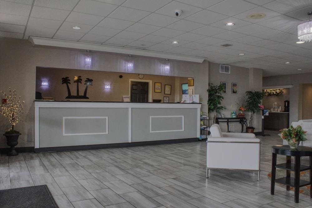 Winter Haven Gardens Inn - photo 16