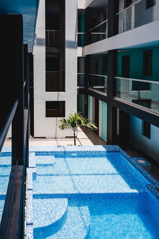 Hotel Flamingo - carbon neutral hotel in Merida