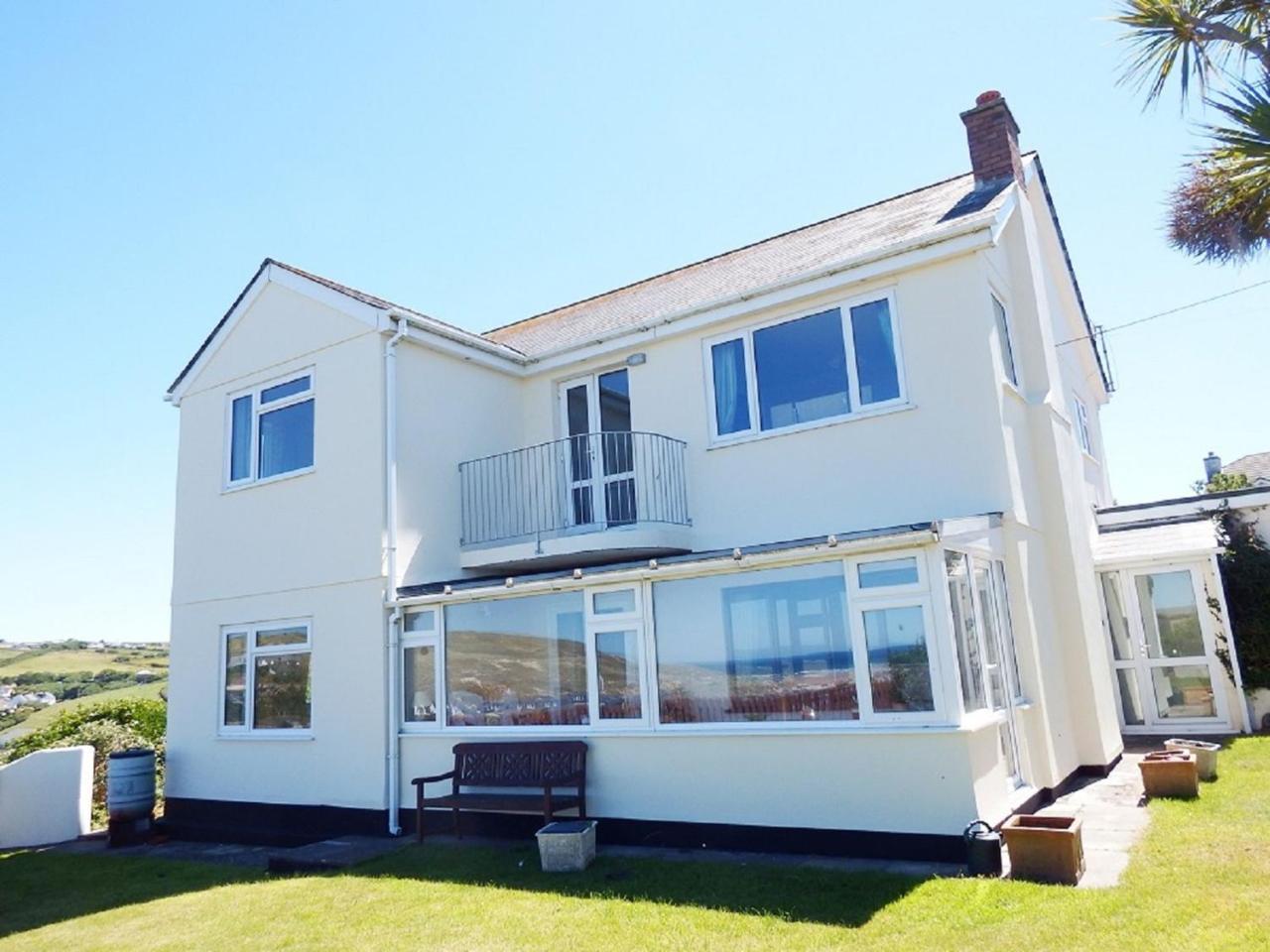 Fairlee - carbon neutral hotel in Perranporth
