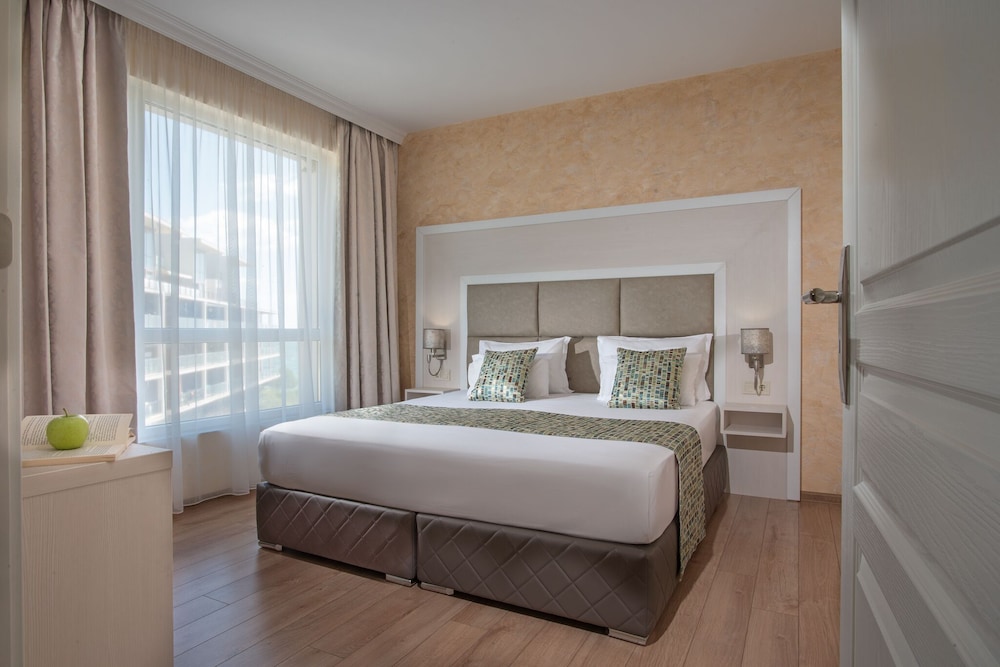 Marina Sands Bijou Boutique excellent choice for travelers visiting Obzor 2 4p in Obzor, Bulgaria