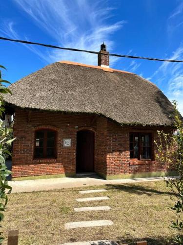 Hermoso quincho a pasos del mar in Unknown City, Uruguay