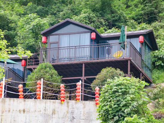 Yashe Cliff Glass Hostel — hotel in Yezhou