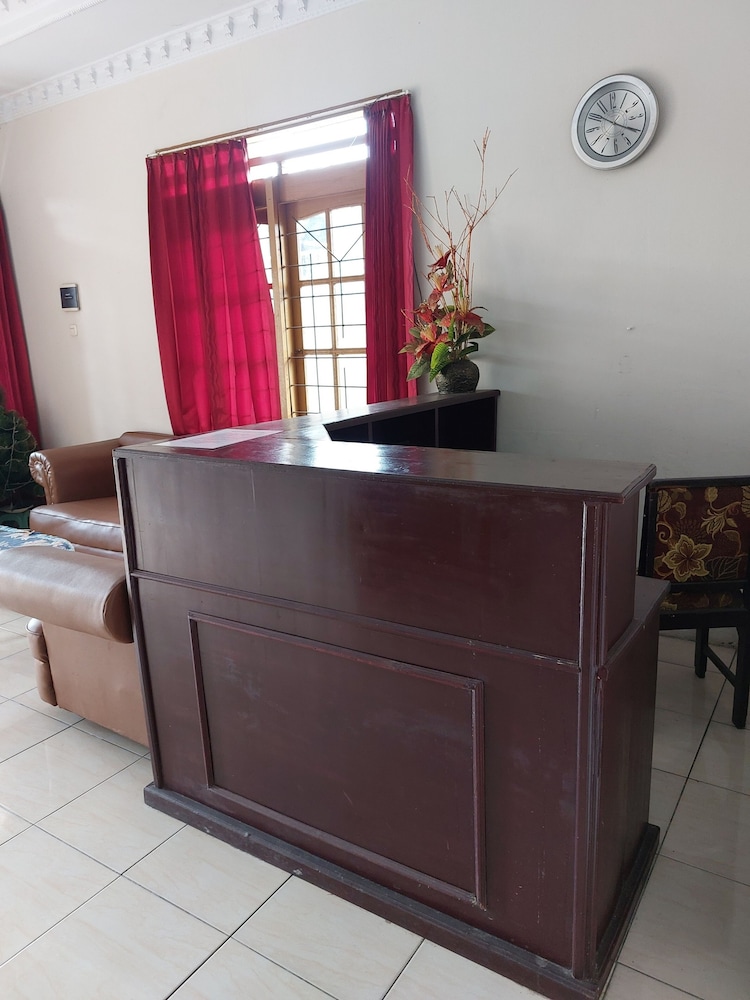 Hotel O Wisma Nusantara Near SD GMIM Wiau Lapi in Manado, Indonesia