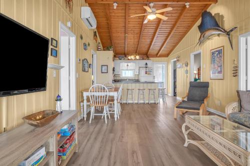 Cabana Boy by Oak Island Accommodations - photo 50