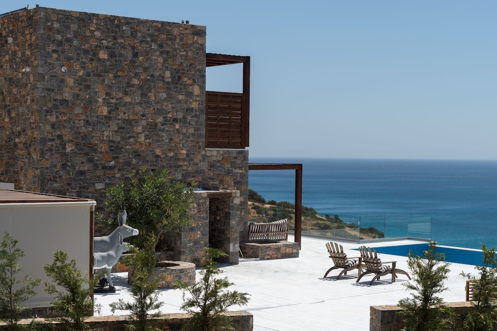 Villa Dimitra by Elounda Island View Villas — 4-Star Luxury Hotel in Agios Nikolaos, Greece