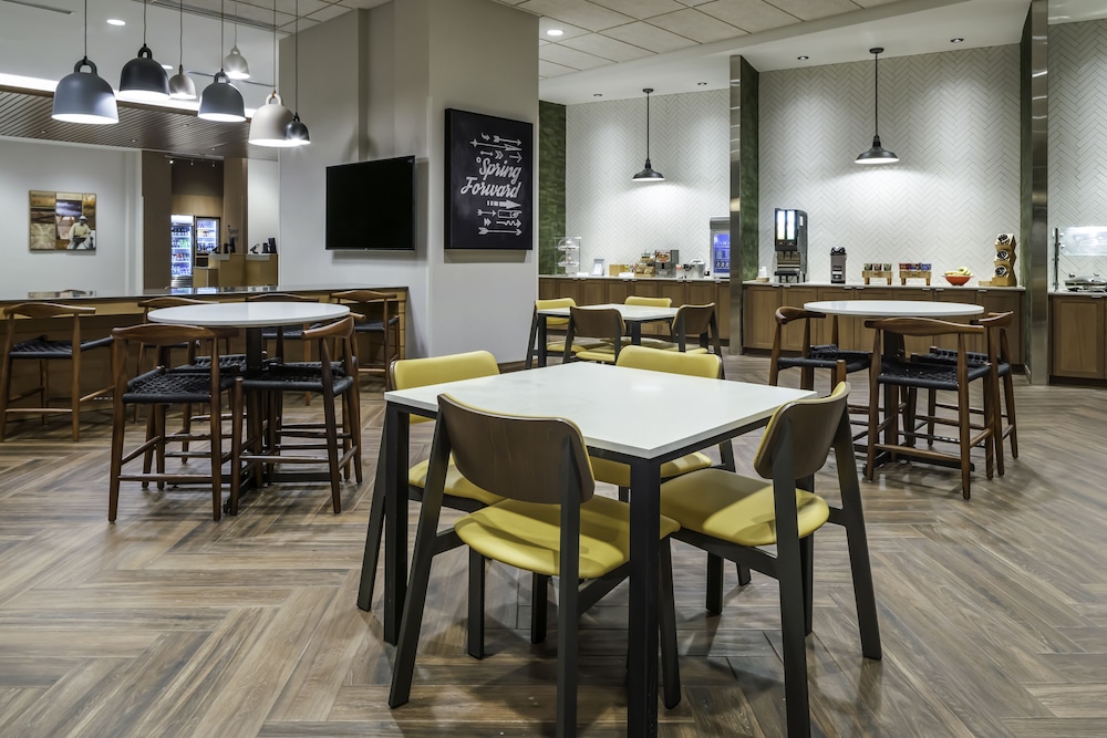 Fairfield Inn & Suites by Marriott Kansas City North Gladstone - photo 13