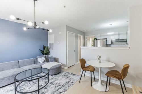 CB 3516 206 Modern Fayetteville Charm — 4-Star Luxury Hotel in Fort Bragg, United States