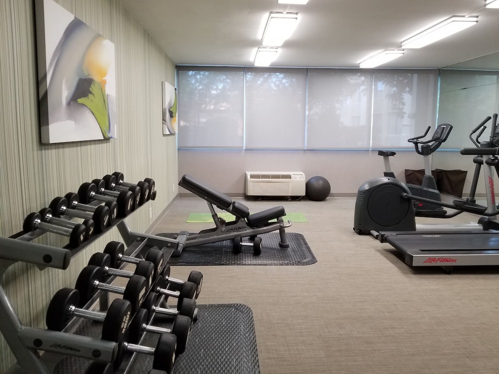 Holiday Inn & Suites Parsippany Fairfield by IHG - photo 14