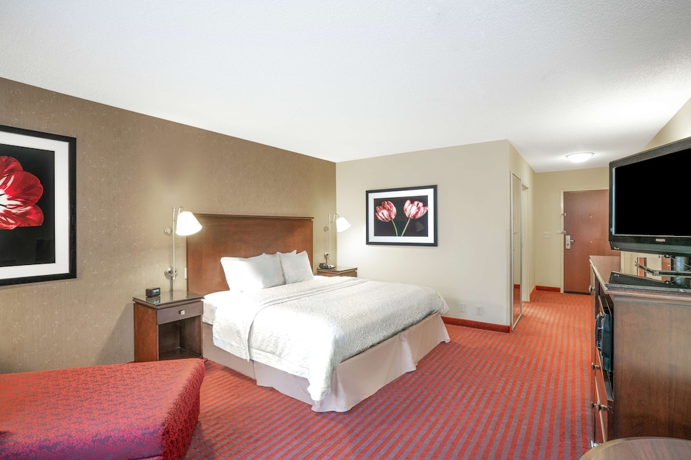 Hampton Inn Richmond Airport - photo 9