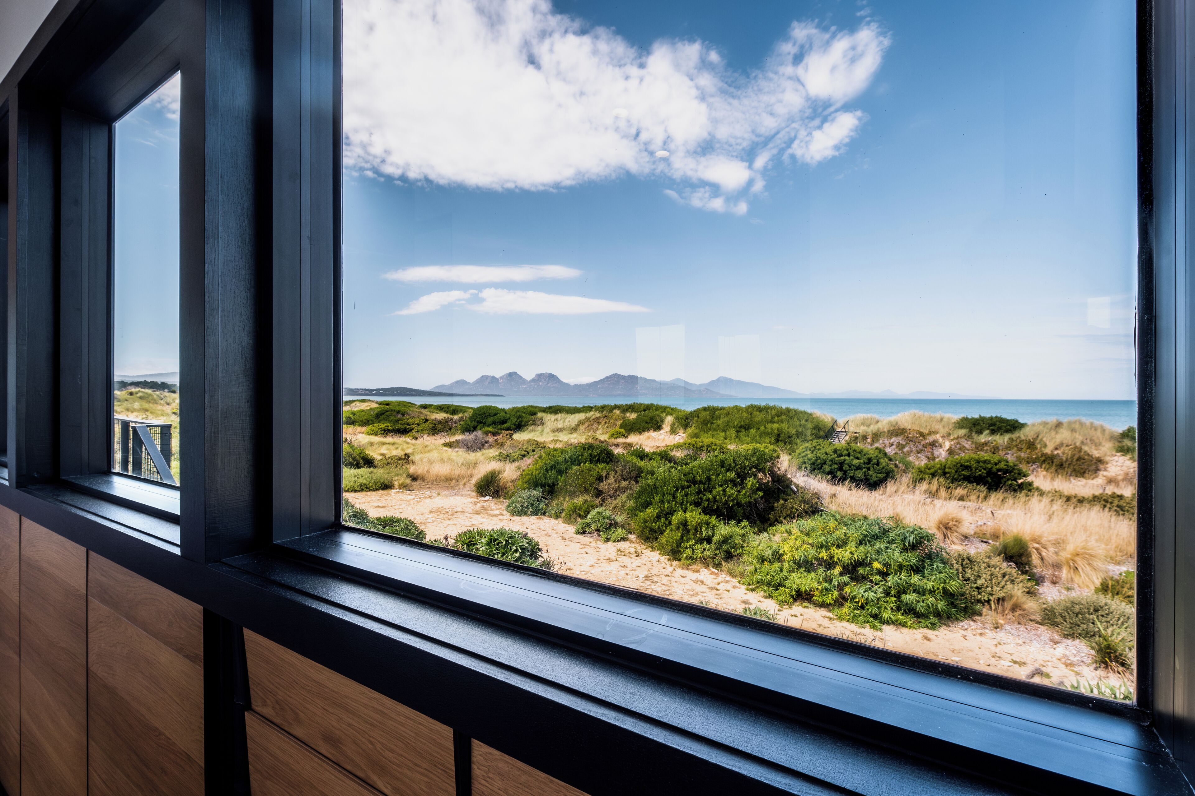 Elements Freycinet Holiday Houses — 4-Star Luxury Hotel in Coles Bay, Australia