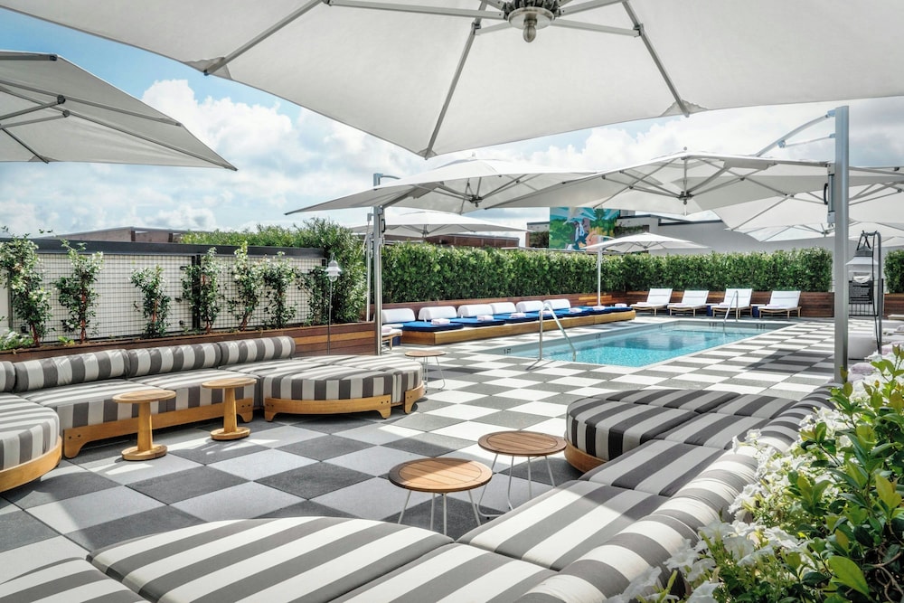 Perry Lane Hotel A Luxury Collection Hotel Savannah - photo 41