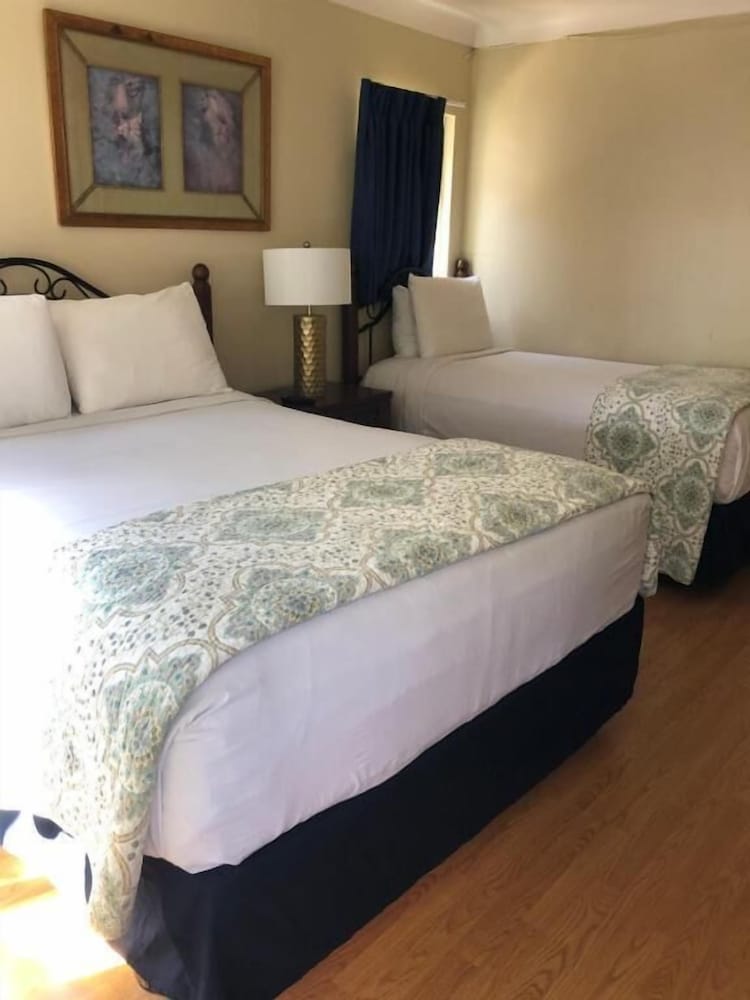 Rest Haven Motel - photo 17